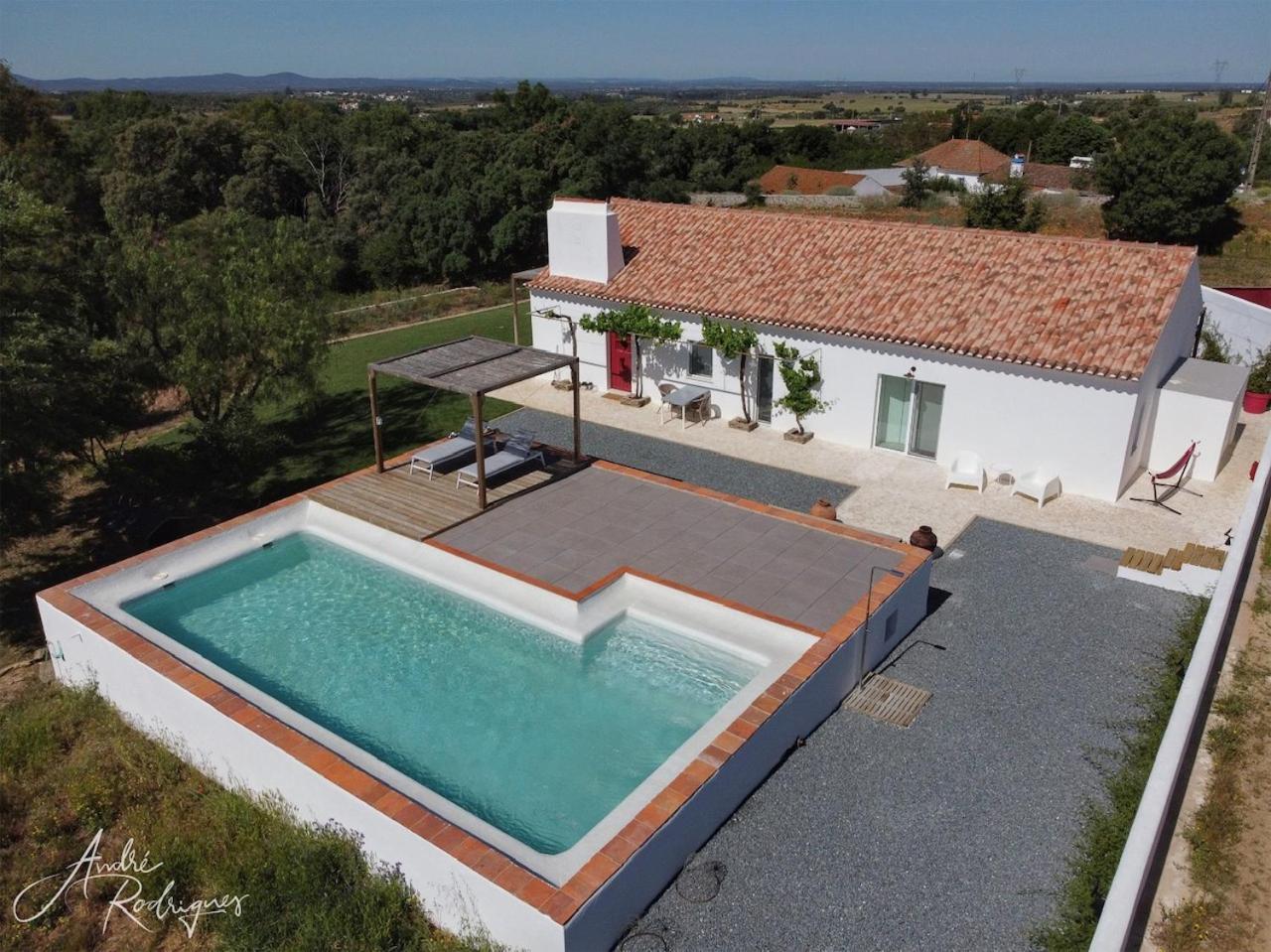 The Red Door Bed and Breakfast Estremoz Eksteriør billede